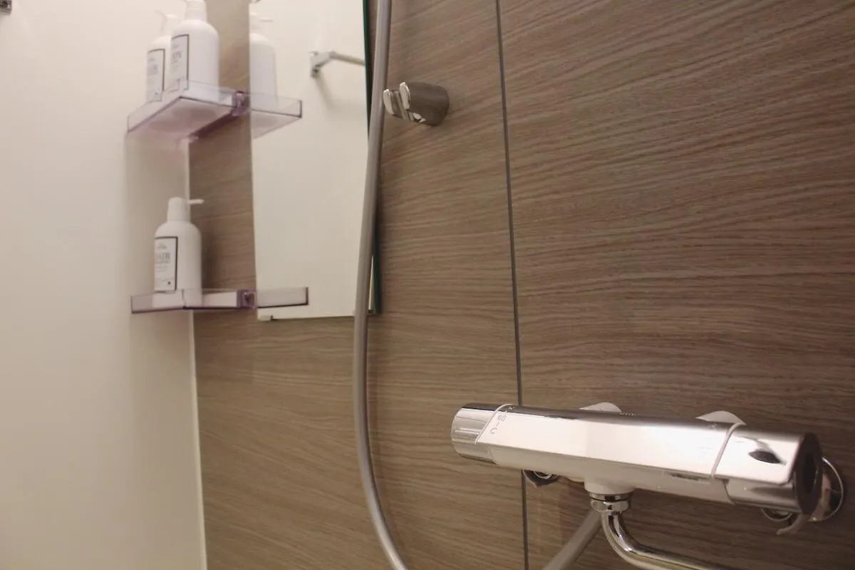 Sekai Hotel Hagi Osaka 0*,